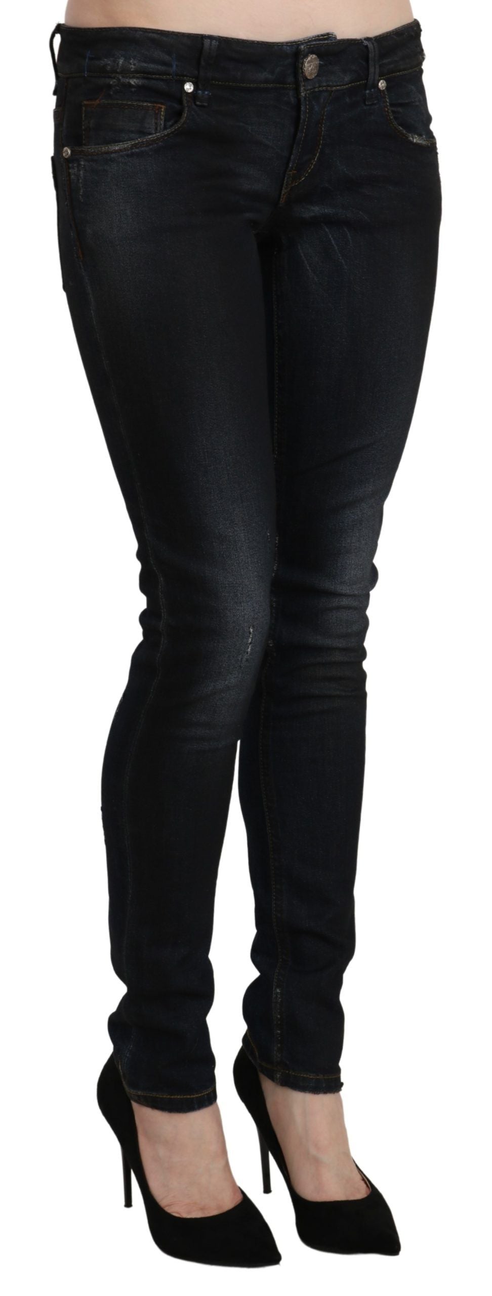 Acht Blaue gewaschene Denim-Hose mit niedriger Taille