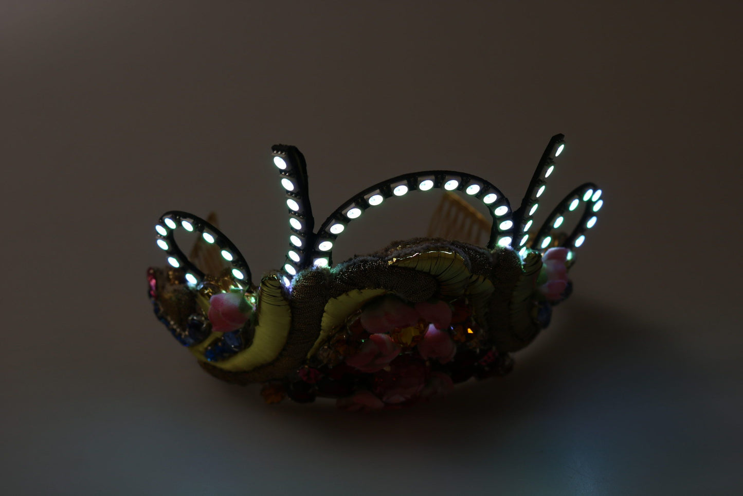 Dolce & Gabbana Gold Messing Floral Kristalle LED Lichter Krone Tiara Diadem