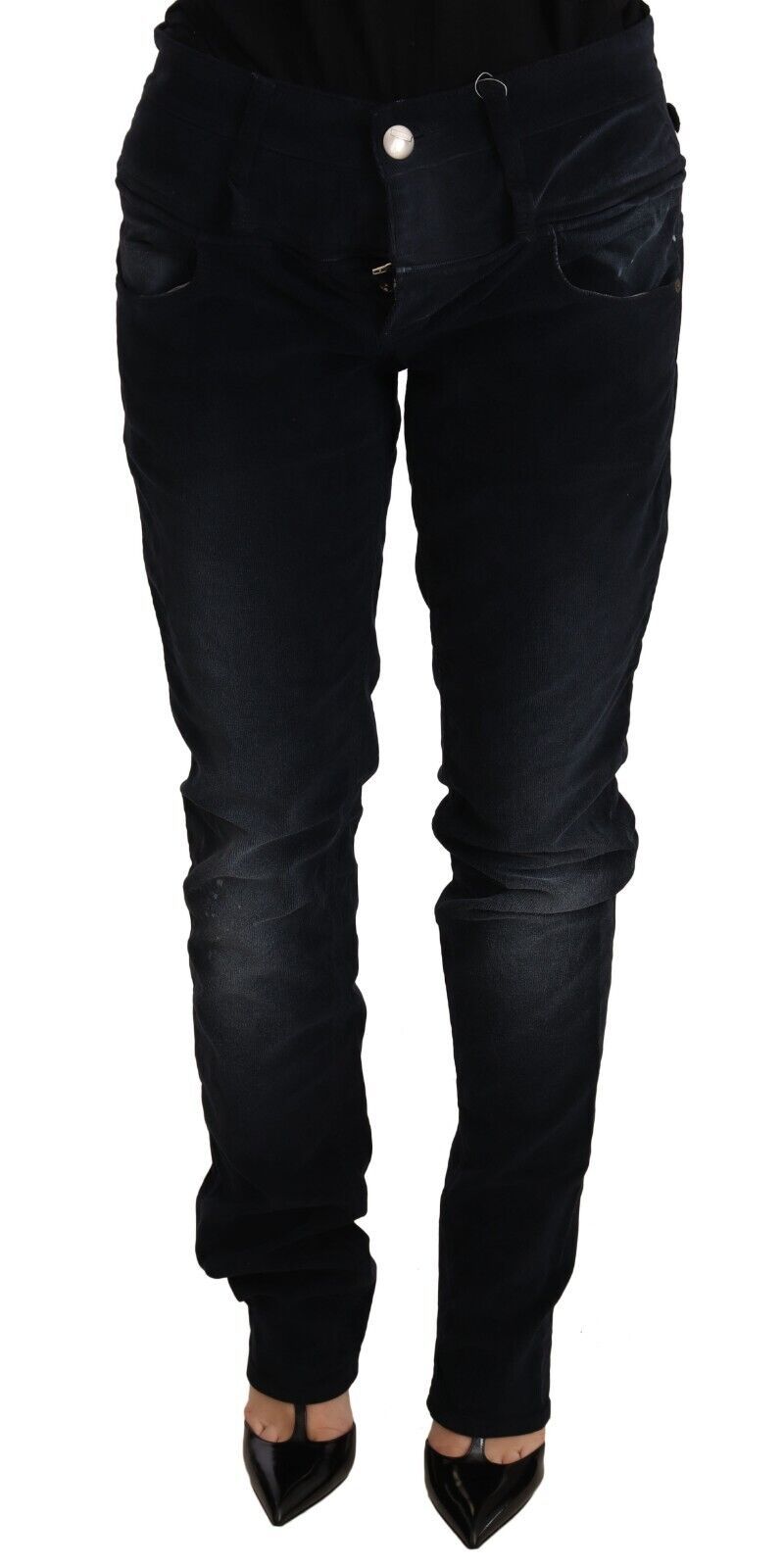 Acht Blaue Jeans aus gewaschenem Baumwoll-Denim mit niedriger Taille und lockerer Passform