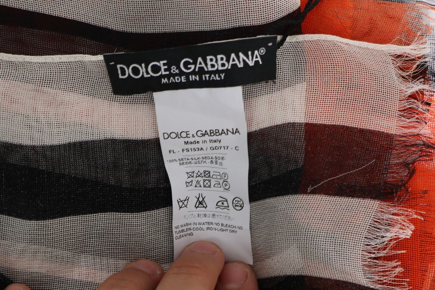 Dolce & Gabbana Mehrfarbig gestreifter Seidenschal Fransenschal