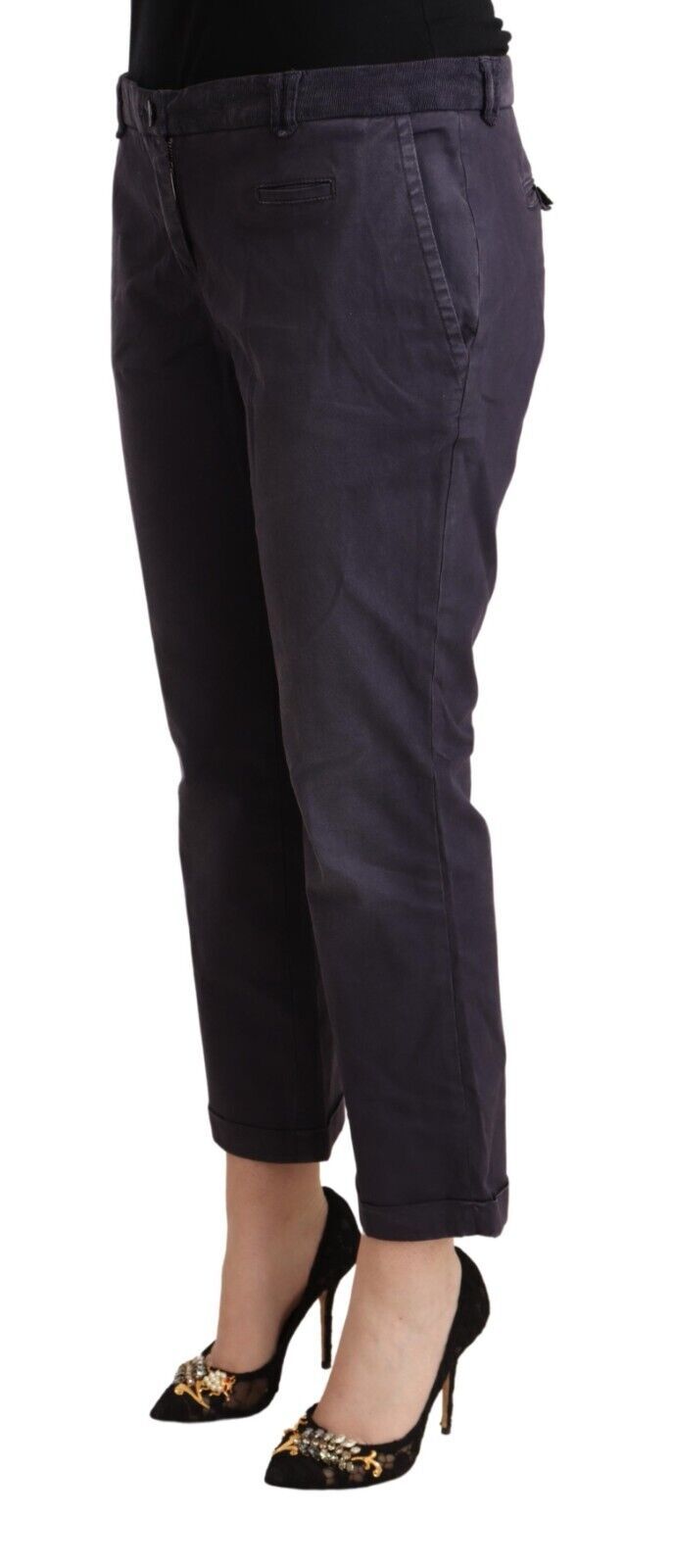 Jucca Schwarze ausgestellte Hose mit tiefem Bund und umgeschlagenem Saum