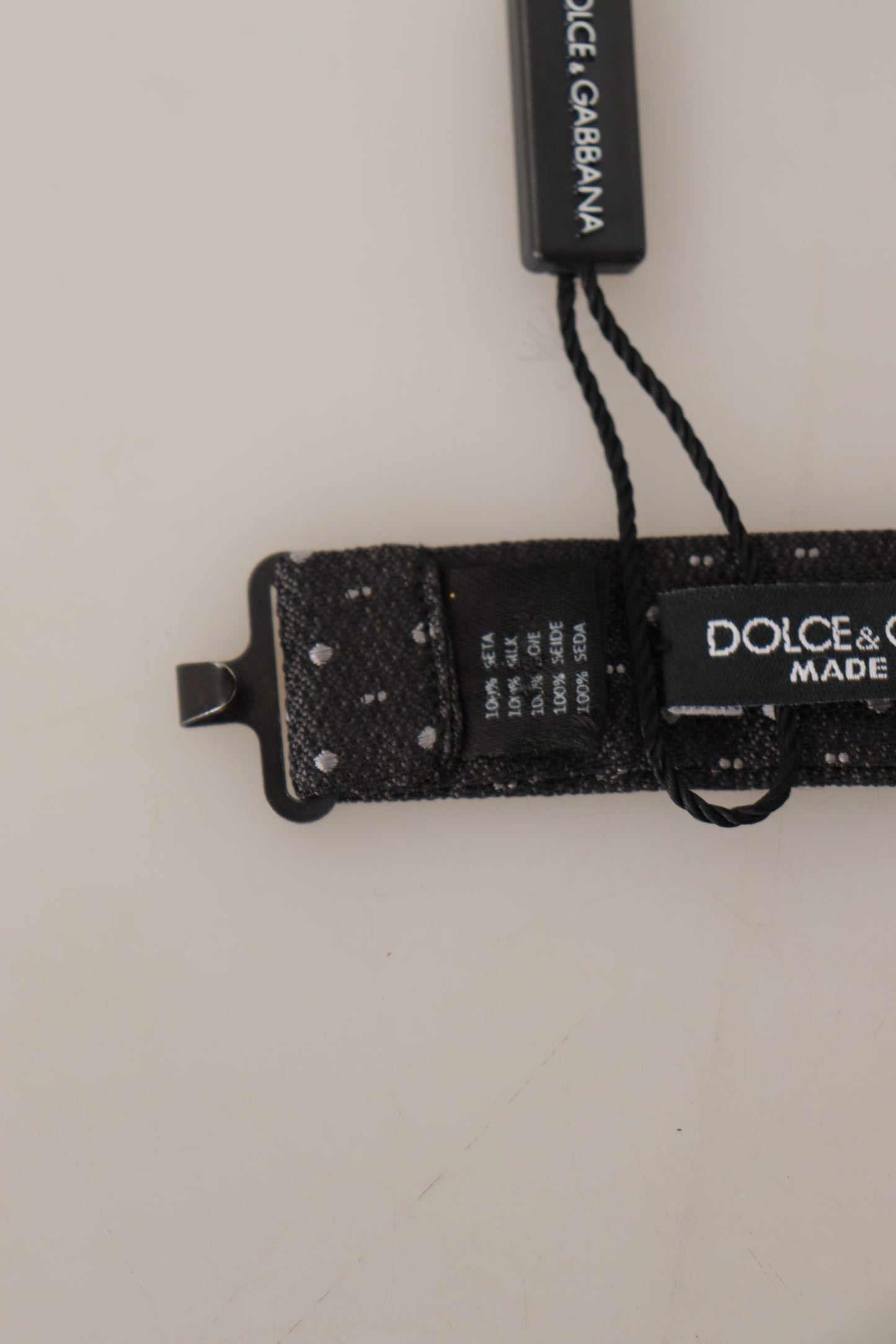 Dolce & Gabbana Graue gepunktete Papillon-Krawatte aus 100% Seide