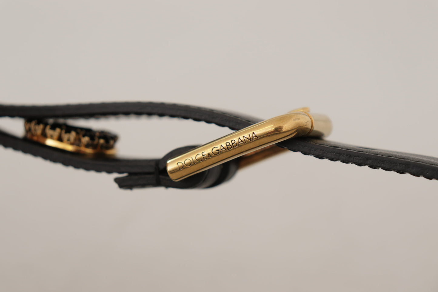 Dolce & Gabbana Schwarzer Ledergürtel mit veredeltem Kristall-Logo