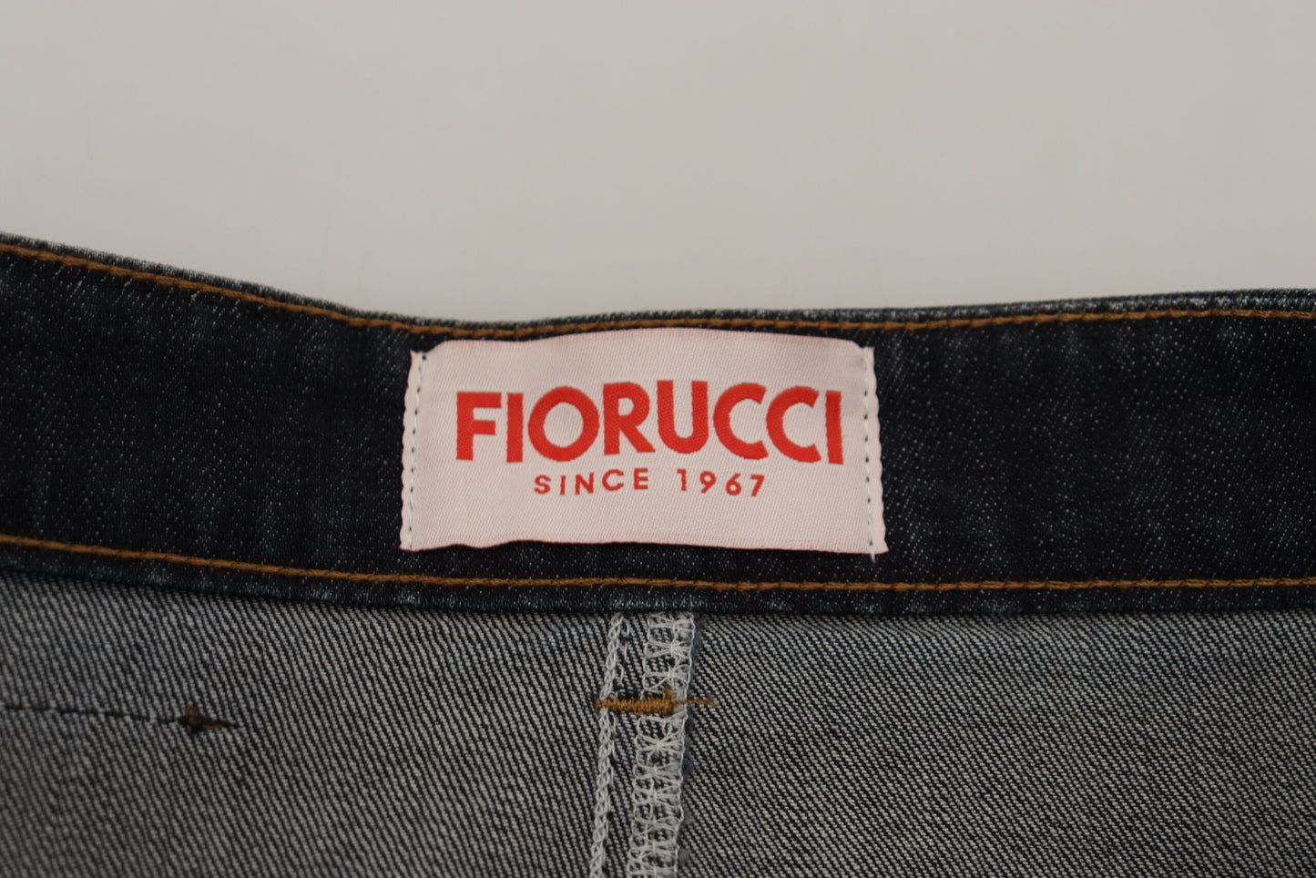 Fiorucci Dunkelblau gewaschener Denimrock mit mittlerer Taille und Bleistiftschnitt
