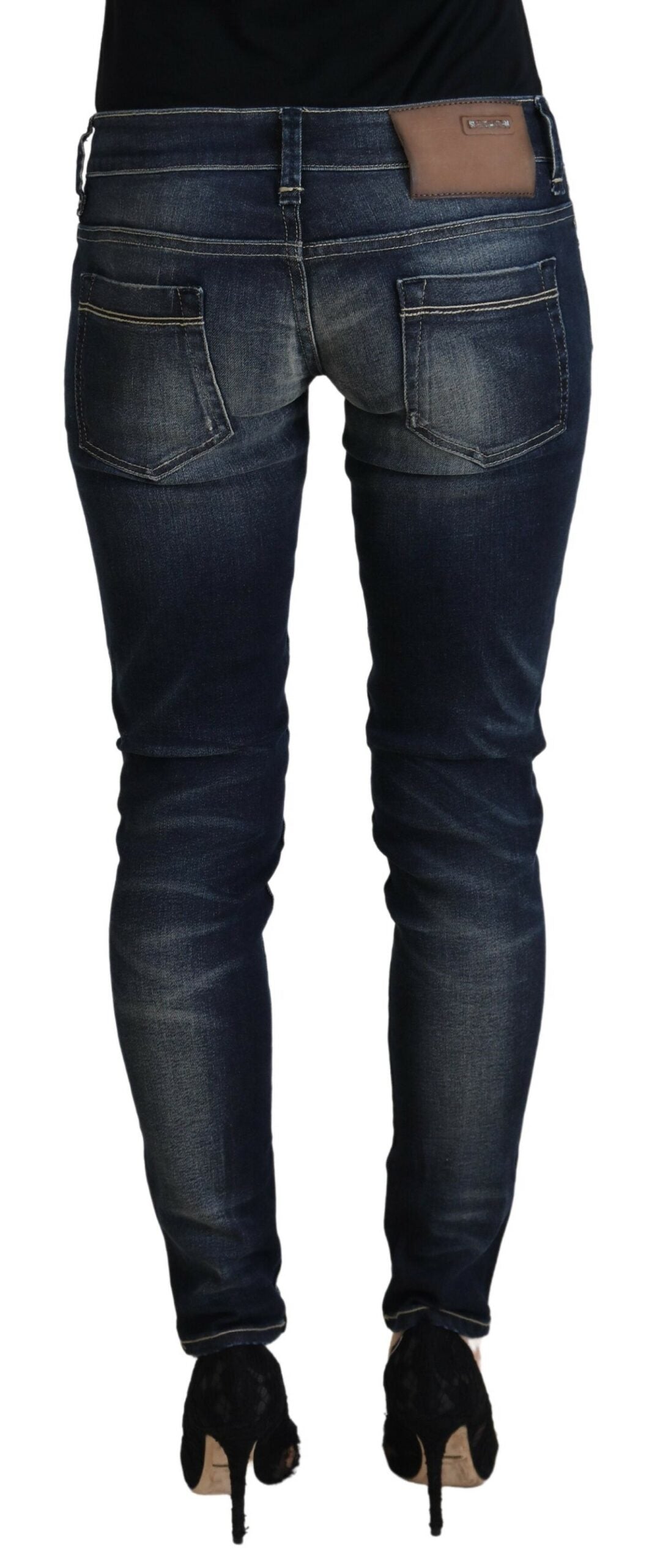 Acht Blau gewaschene Baumwolle Slim Fit Damen Denim Jeans