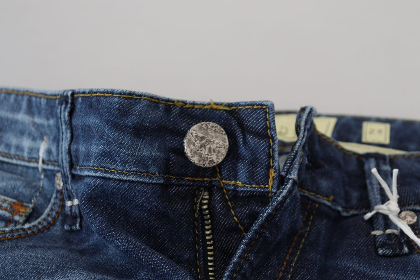 Acht Blau gewaschene Baumwolle Slim Fit Damen Denim Jeans