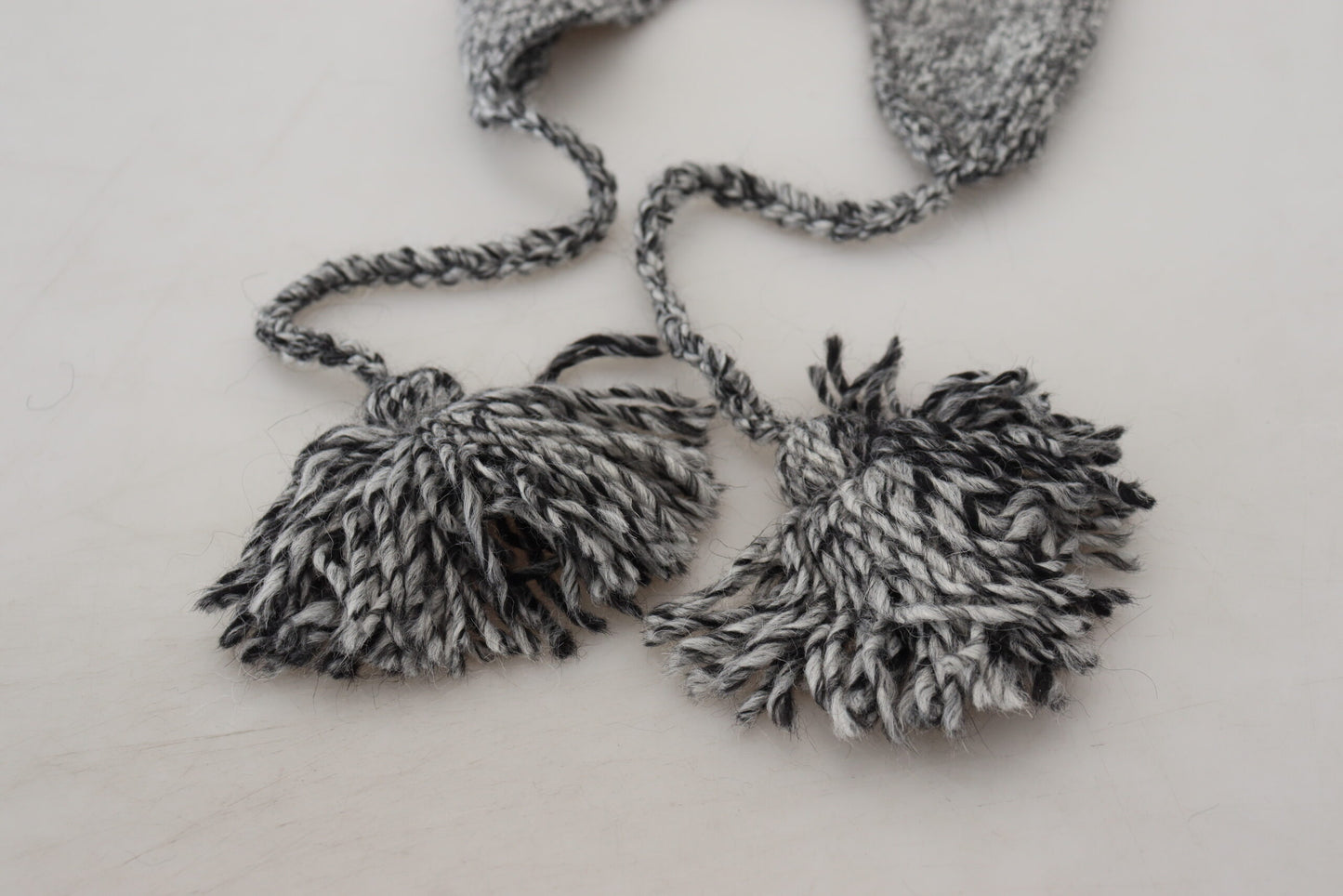 Dolce & Gabbana Graue Warme Fleece Ohrenklappen Strickmütze Beanie