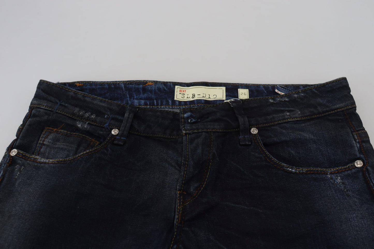 Acht Blaue Low Waist Slim Fit Damen Denim Jeans
