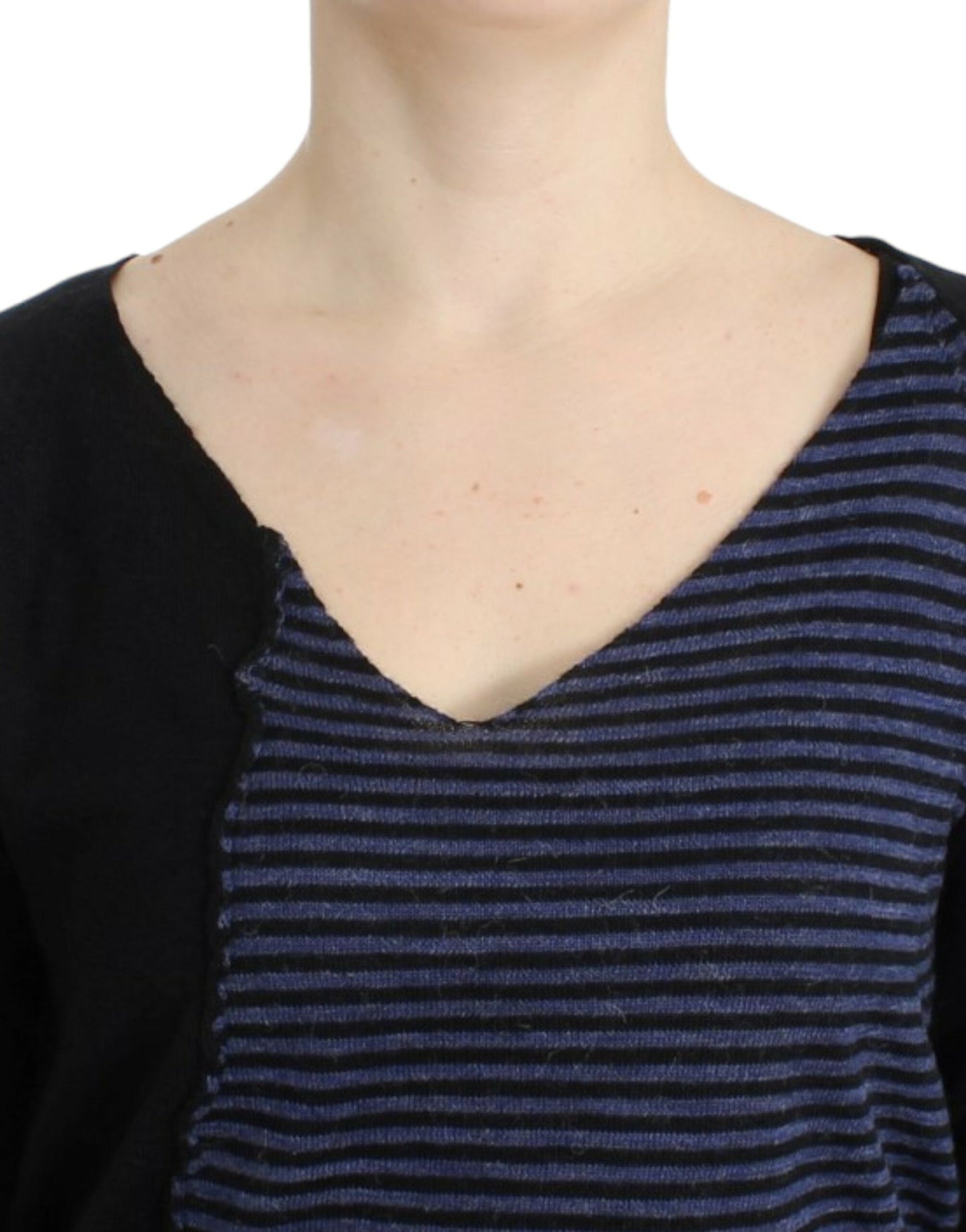Costume National Schwarzer gestreifter Pullover mit V-Ausschnitt