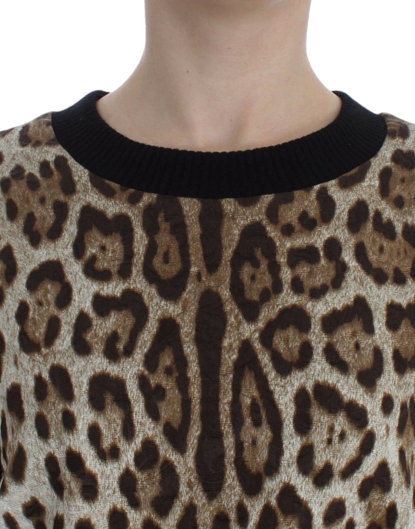 Dolce & Gabbana Kurzer Pullover mit Leopardenmuster und Rundhalsausschnitt