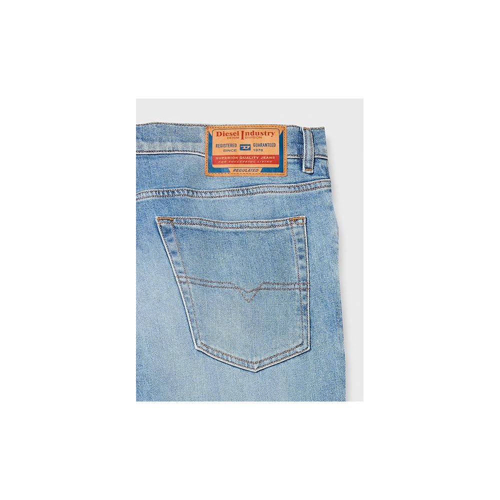 Diesel Hellblaue Herren-Jeans aus Baumwolle mit normaler Passform