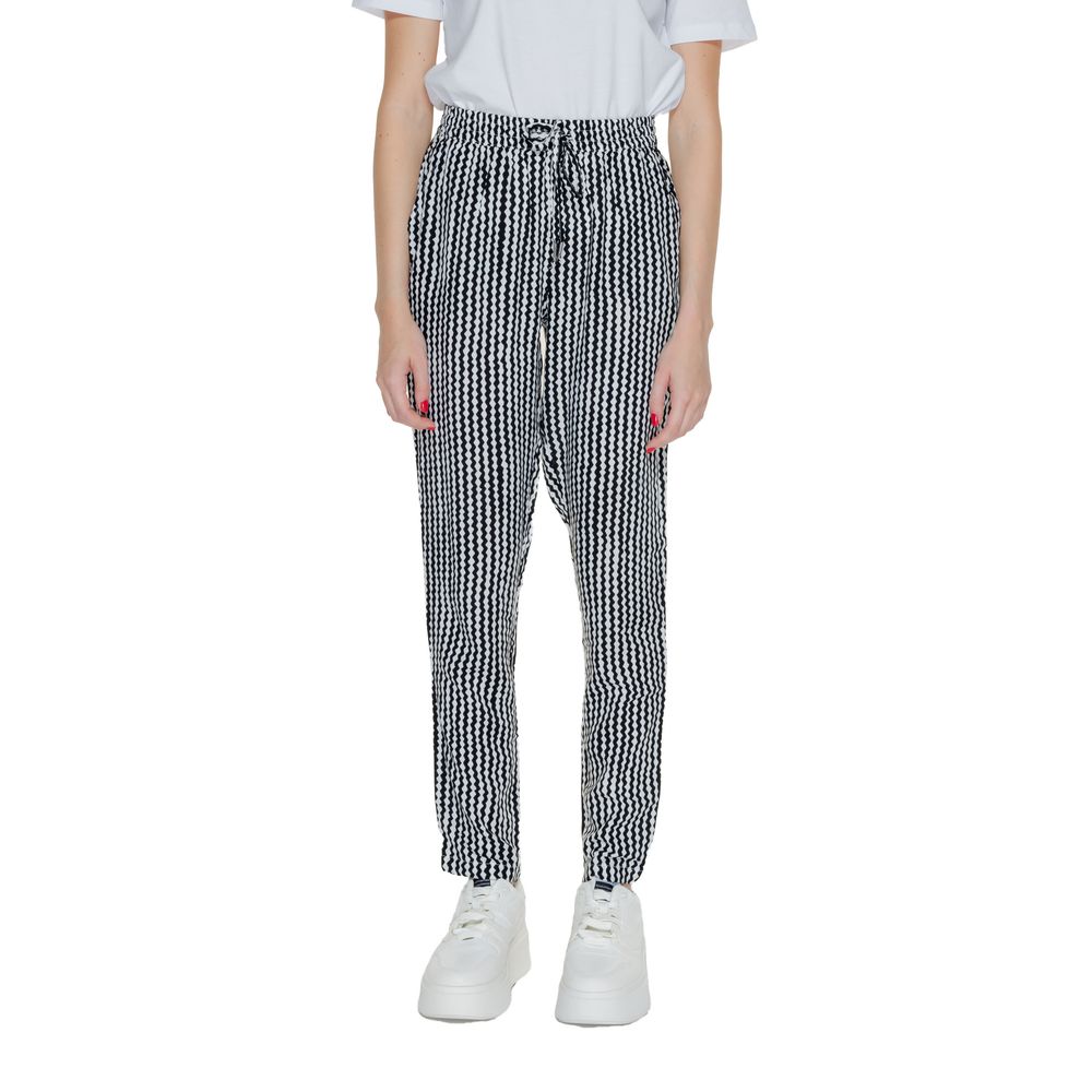 Only Schwarze Viskosehose