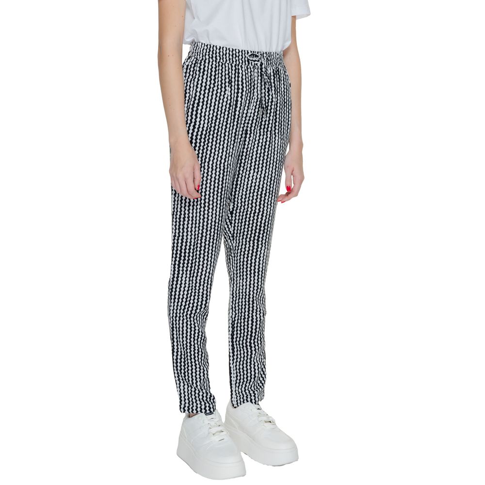Only Schwarze Viskosehose