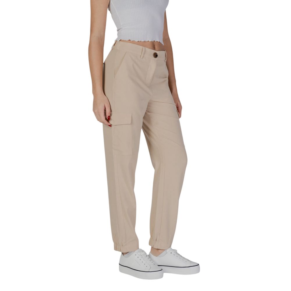 B.Young Beige Polyester-Hose