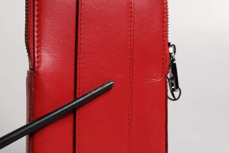 Dolce & Gabbana Rotes Leder Logo Zip um Kartenhalter Breite Riemen Brieftasche