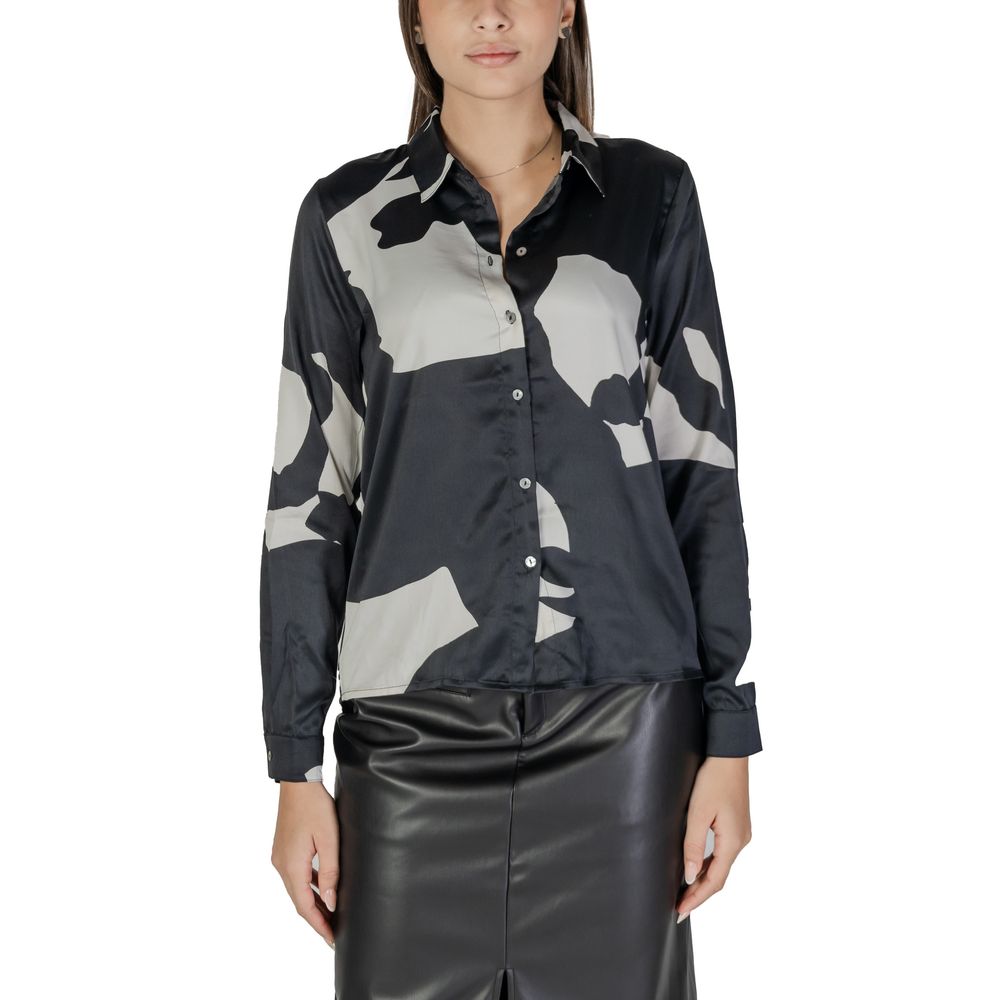 Only Schwarzes Hemd aus recyceltem Polyester