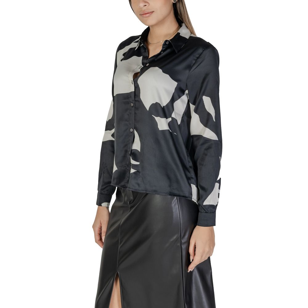 Only Schwarzes Hemd aus recyceltem Polyester