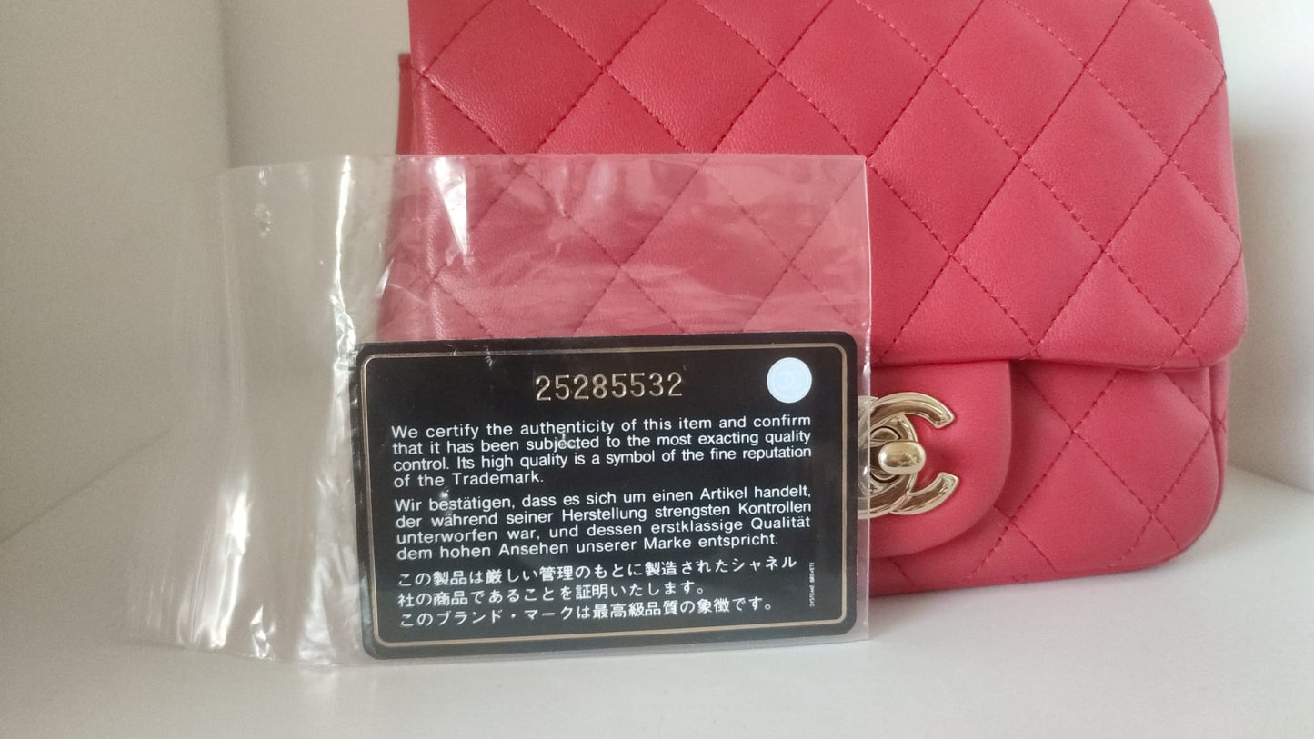 Chanel Rosa Matelasse Kette Schulter Lammfell Geldbörse Mini