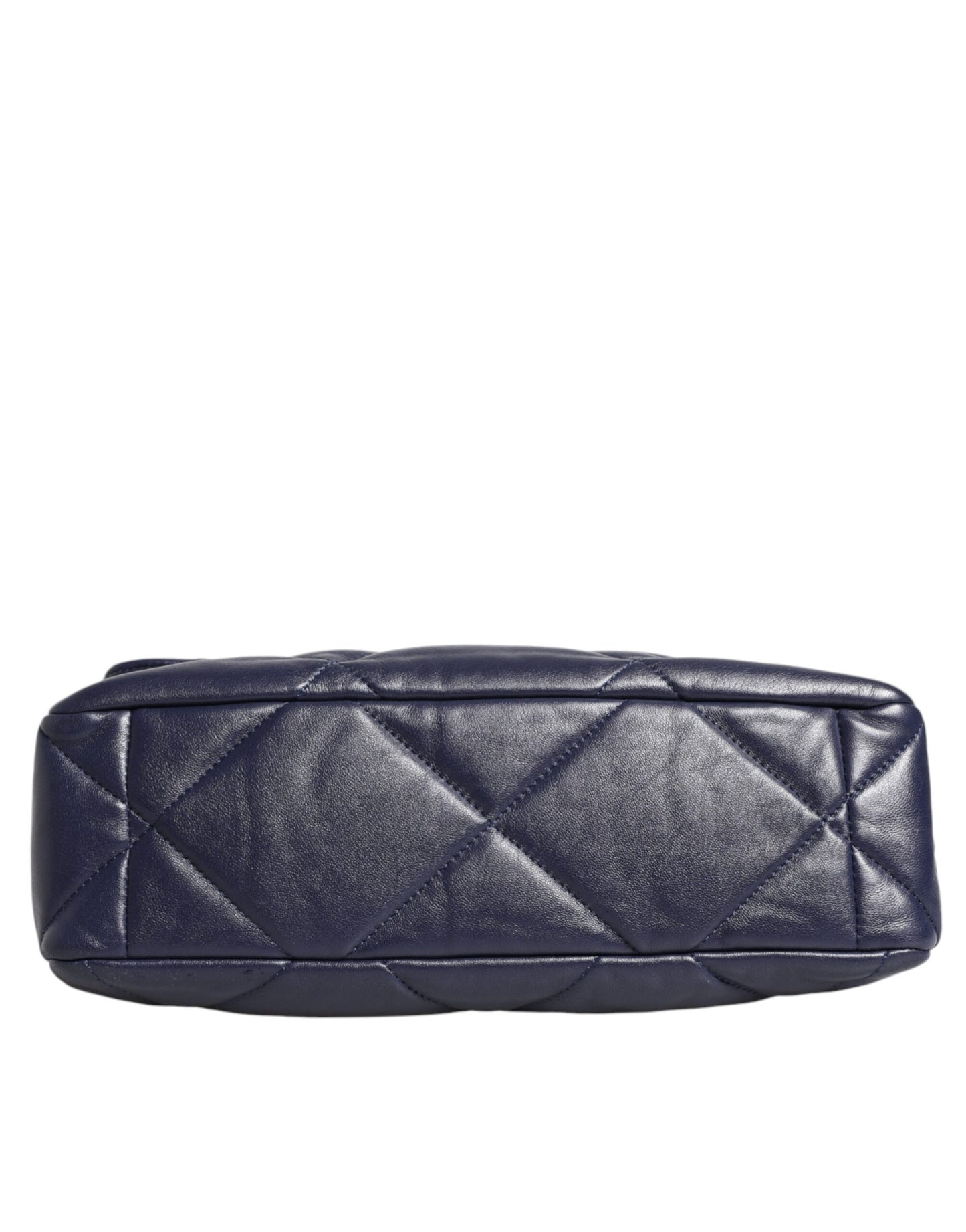 Chanel Blaue Lederumhängetasche mit gesteppter Kette