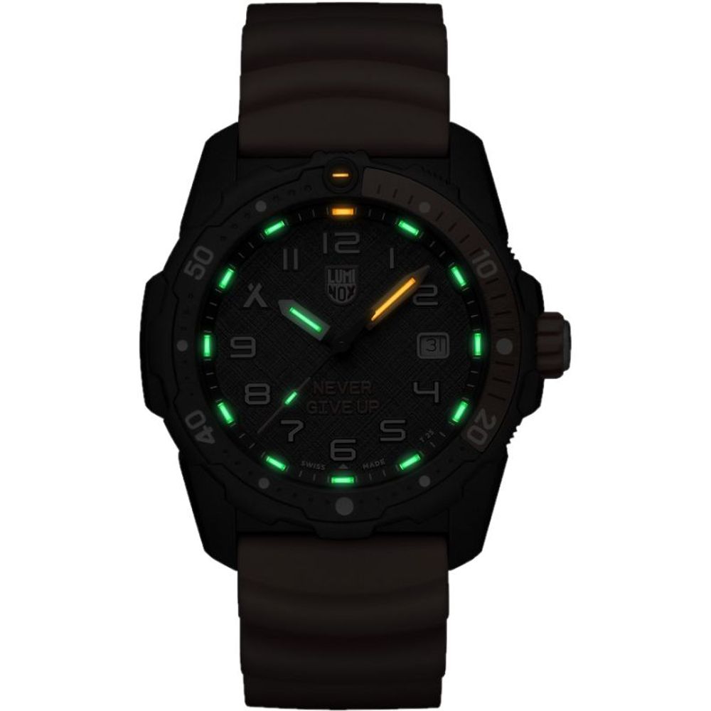 Luminox Orangefarbene Gummiuhr