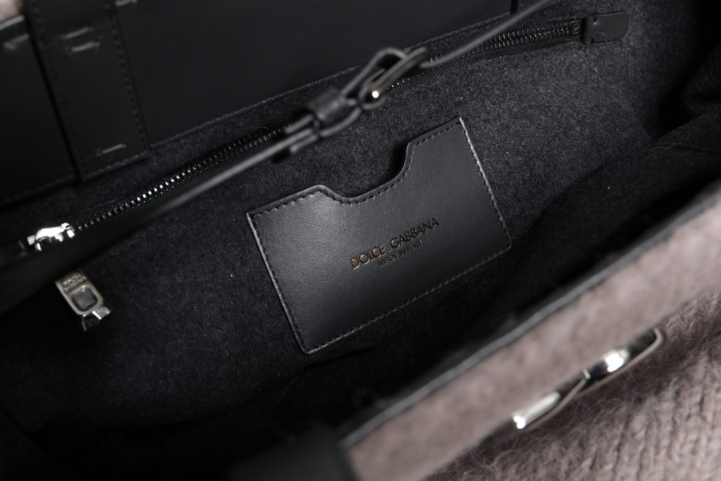 Dolce & Gabbana Graue Alpakawolle Logo-Plakette Tote Umhängetasche