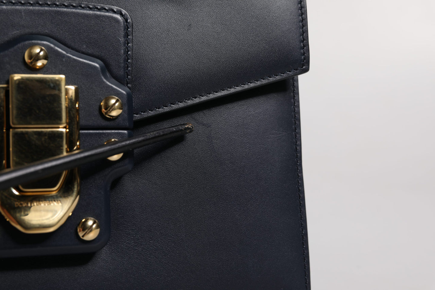 Dolce & Gabbana Schwarze Schulterriemen-Tasche aus Kalbsleder