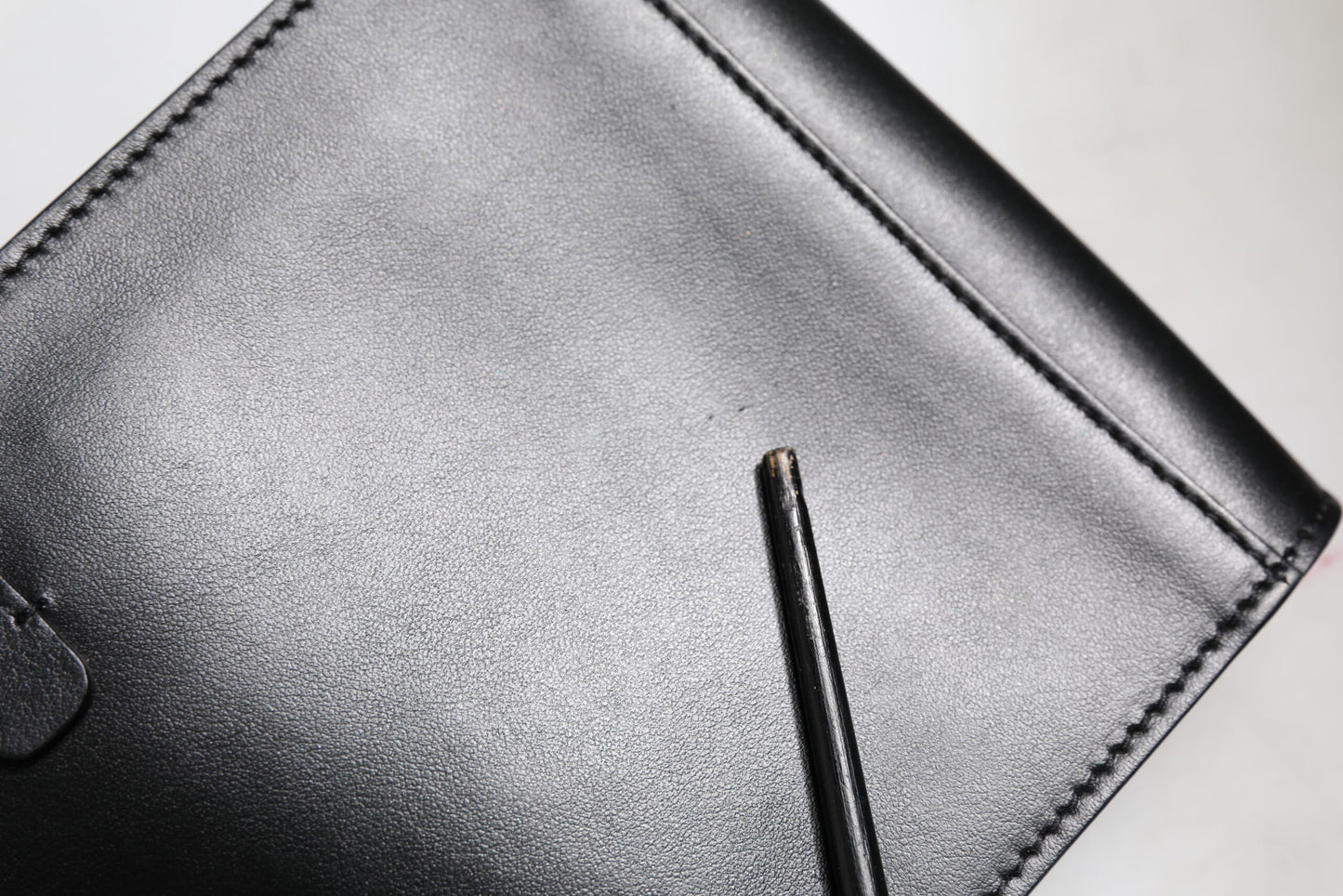 Dolce & Gabbana Schwarze Mini-Tasche aus Kalbsleder mit Logo-Plakette