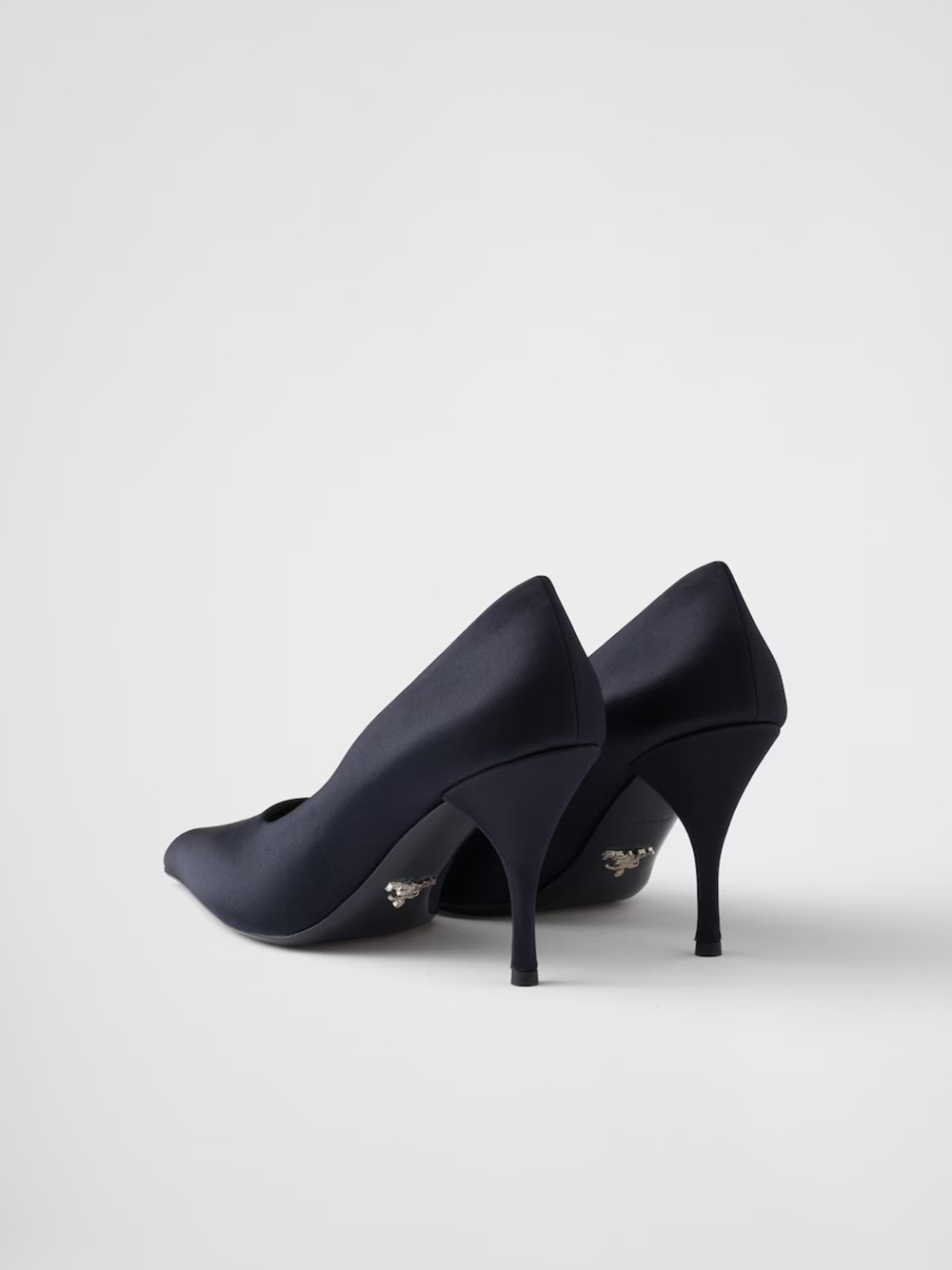 Prada Blaue Satin-Pumps