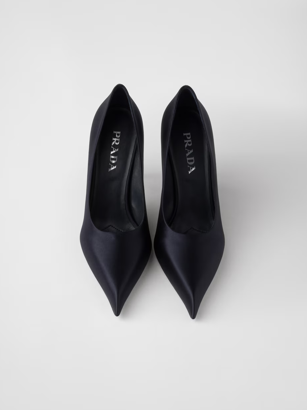 Prada Blaue Satin-Pumps