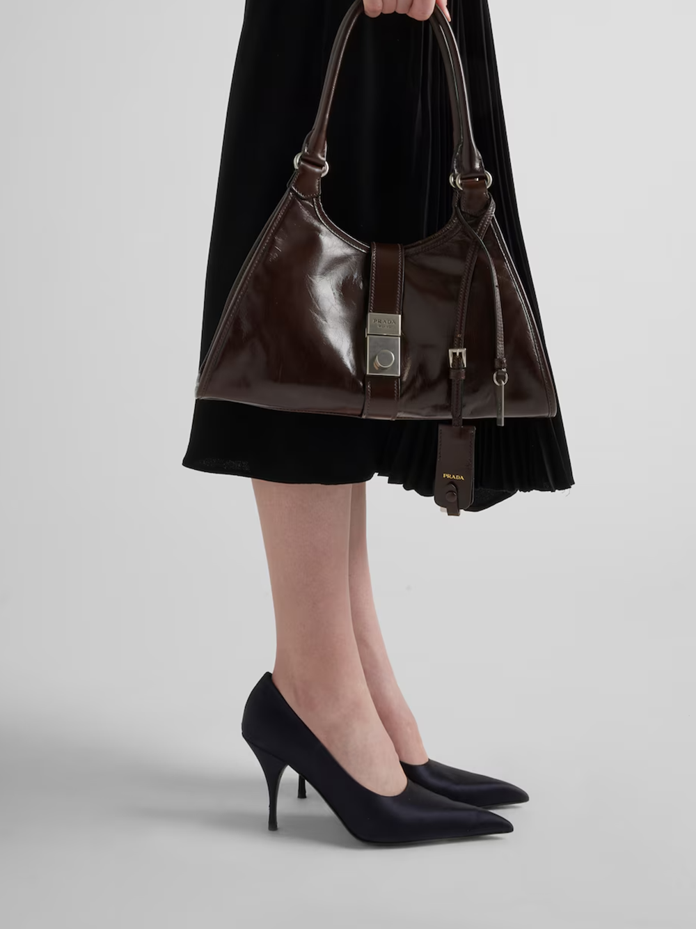 Prada Blaue Satin-Pumps