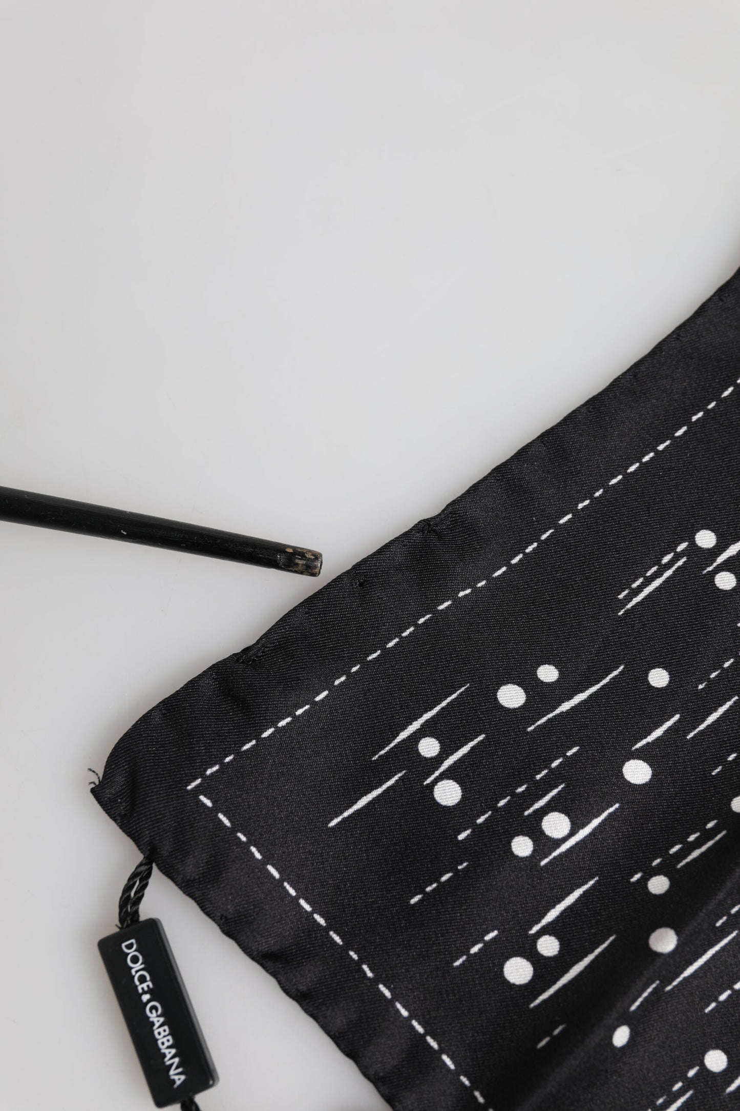 Dolce & Gabbana Schwarz Weiß Gedruckt Quadratisch Männer Foulard Schal