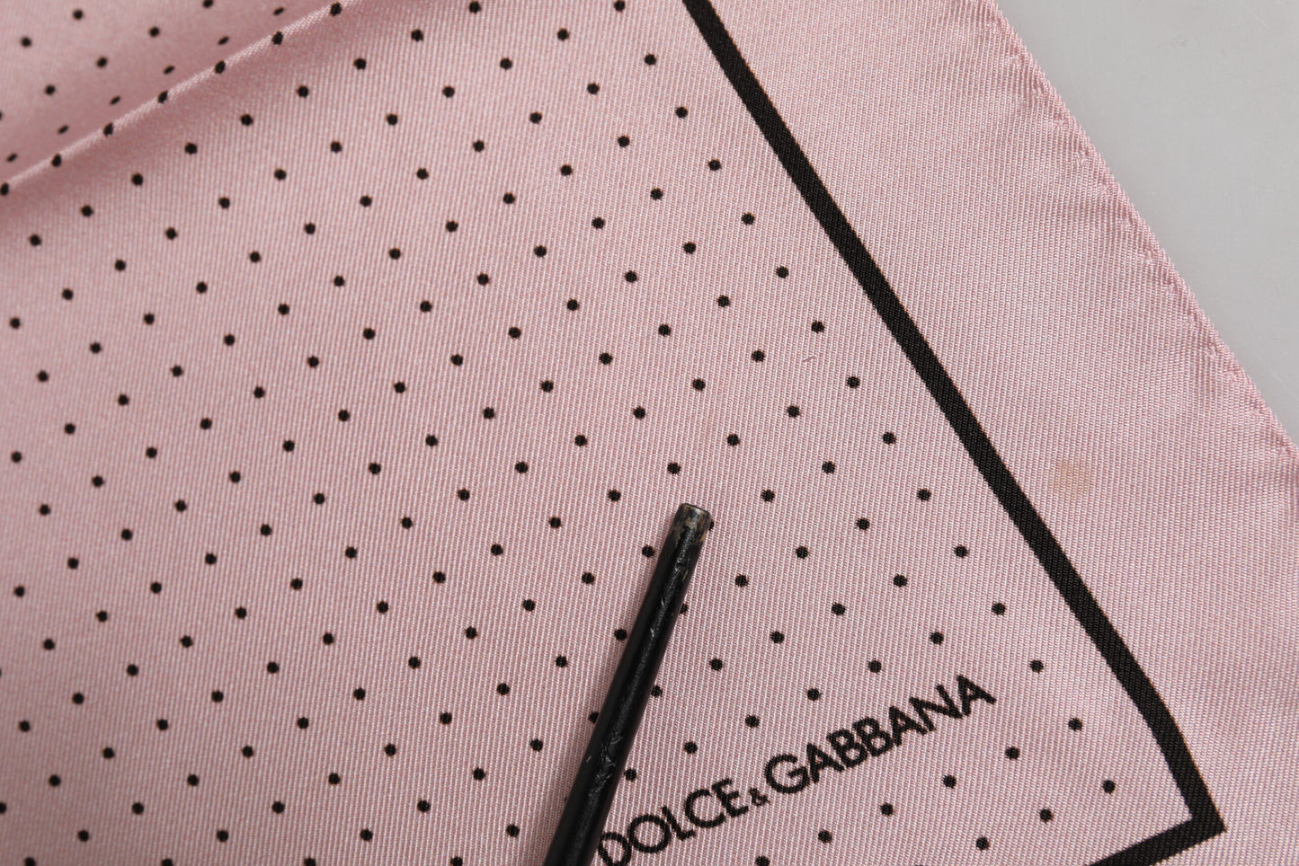 Dolce & Gabbana Beige gepunktetes Seidenquadrat Herren-Foulardtuch