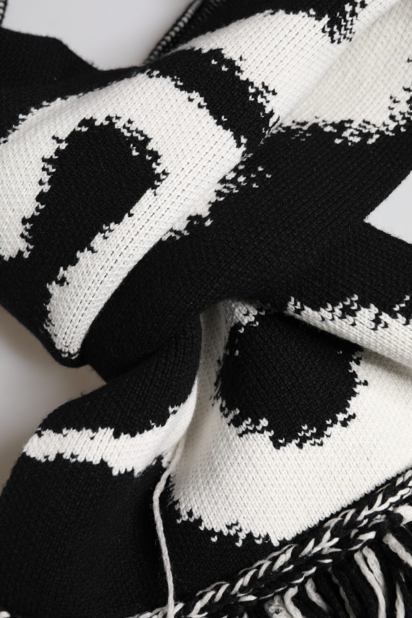 Dolce & Gabbana Schwarzer Logo-Halswärmer Wrap Männer Schal Schal