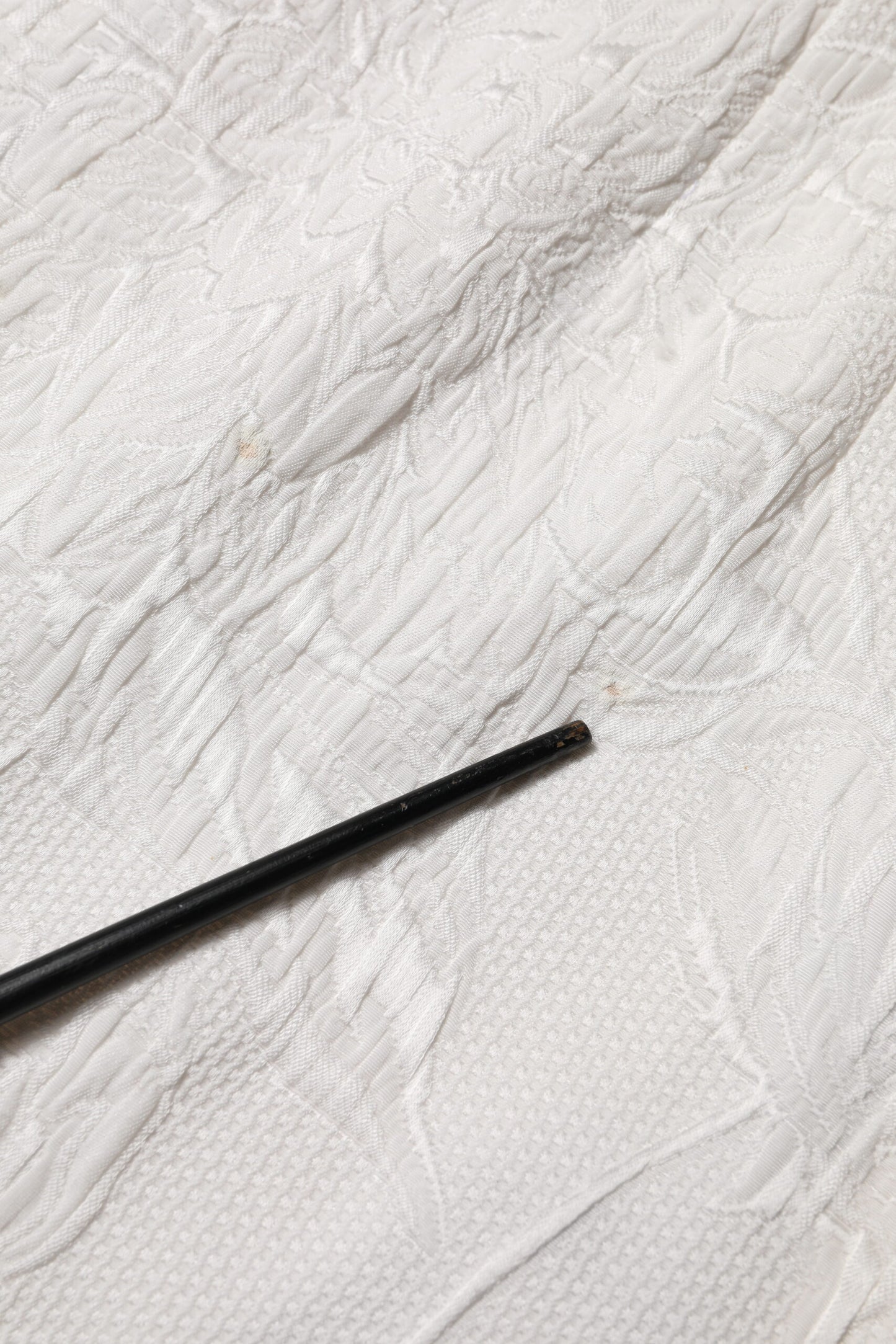 Dolce & Gabbana Weißer geblümter Brokatrock in A-Linie mit hoher Taille