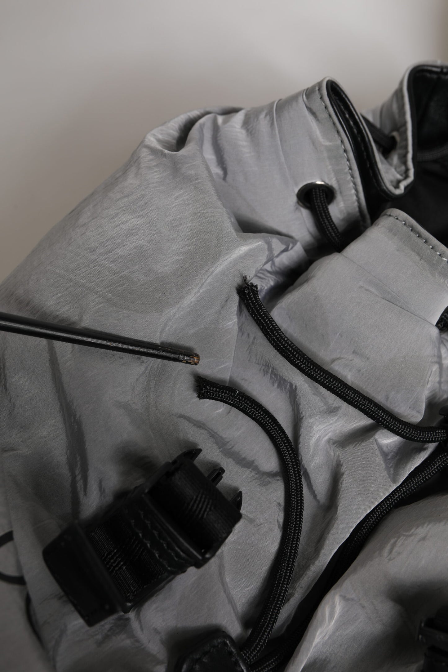 Dolce & Gabbana Graue Milano Print Drawstring Travel Backpack Tasche