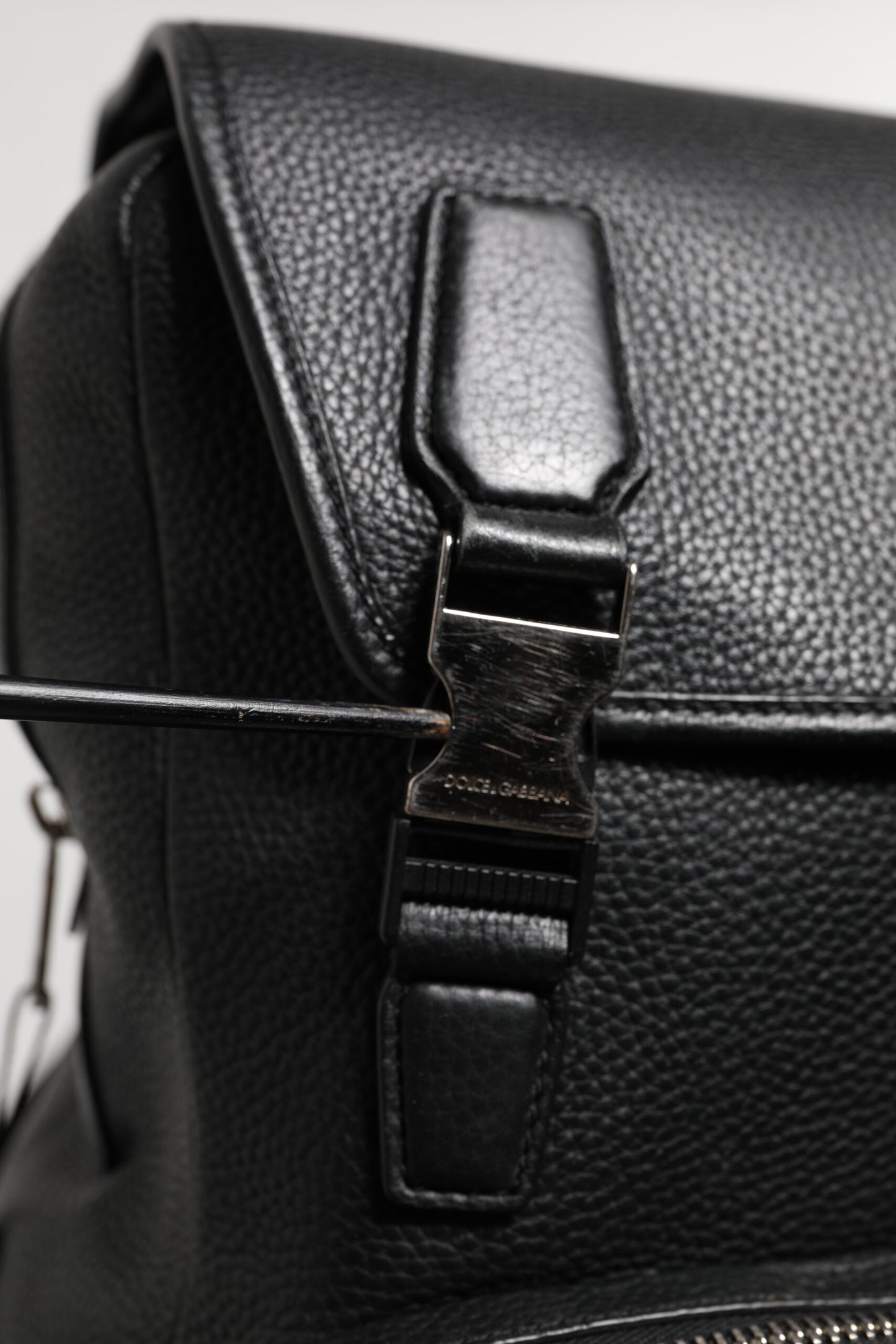 Dolce & Gabbana Schwarzer Palermo-Rucksack Tasche aus gehämmertem Kalbsleder