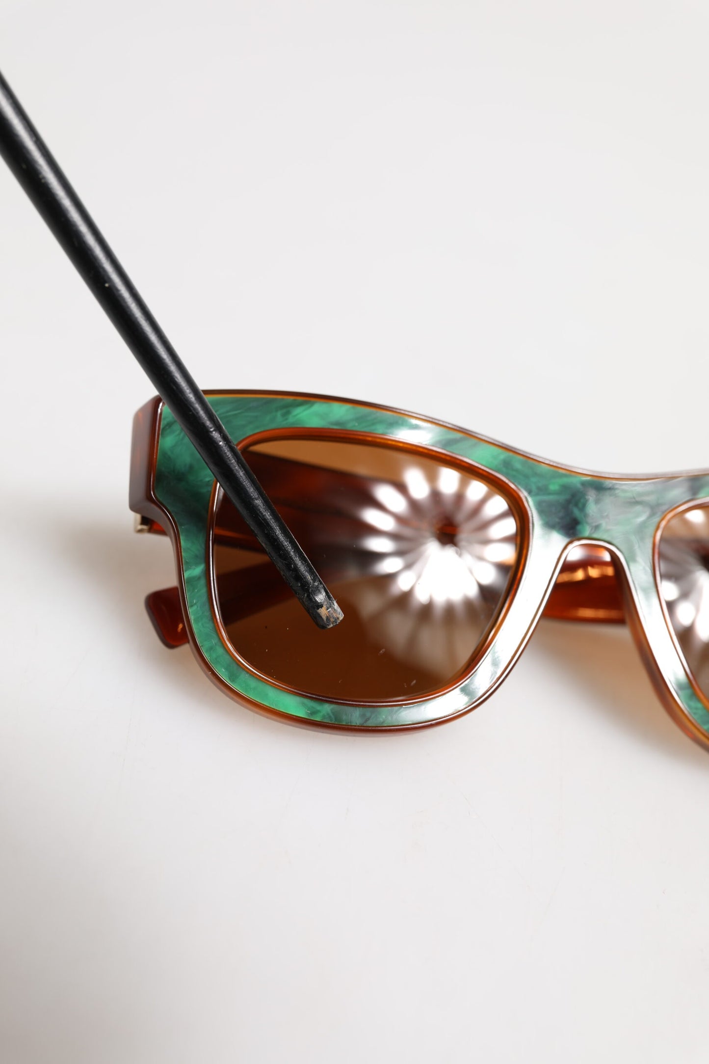 Dolce & Gabbana Grünbraun marmoriertes Acetat DG4379-F Eyewear Sonnenbrillen