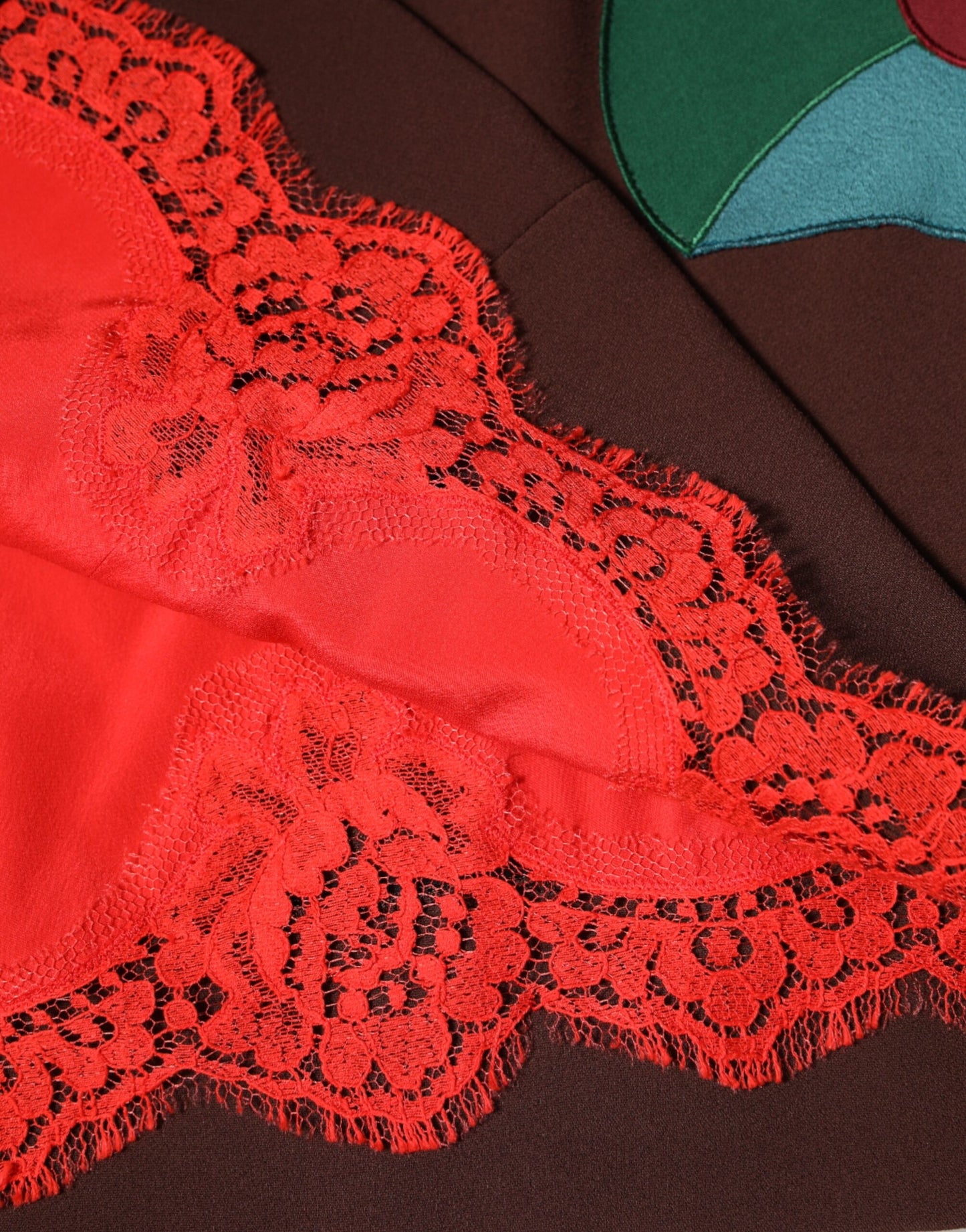 Dolce & Gabbana Brauner floraler Rock mit hoher Taille und seitlichem Schlitz