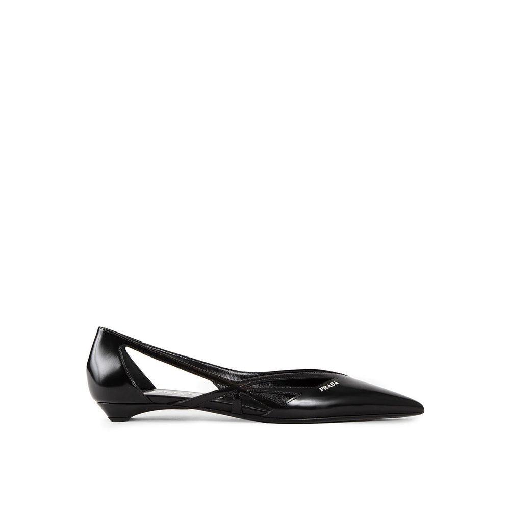 Prada Ballerina-Flats mit Ausschnitt aus gebürstetem Leder