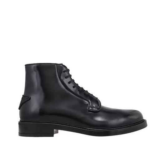 Prada Schwarze Schnürstiefel aus Kalbsleder