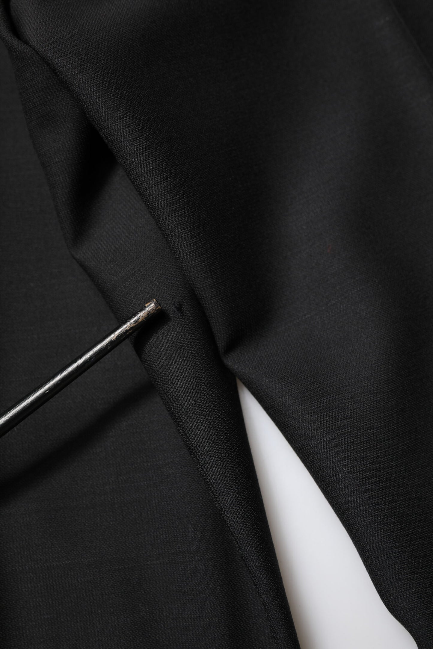 Dolce & Gabbana Schwarze konisch zulaufende formelle Herren Anzughose aus Wolle