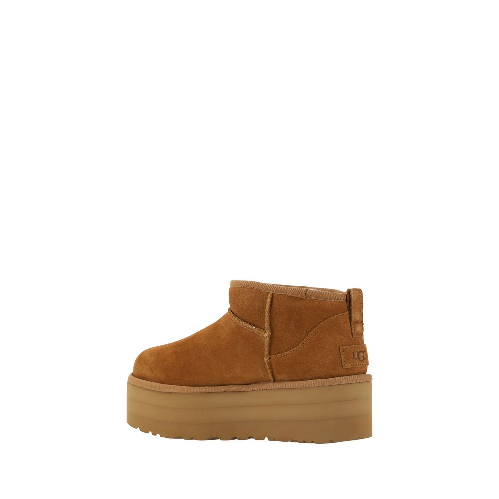 UGG Klassische Ultra Mini Plateaustiefel