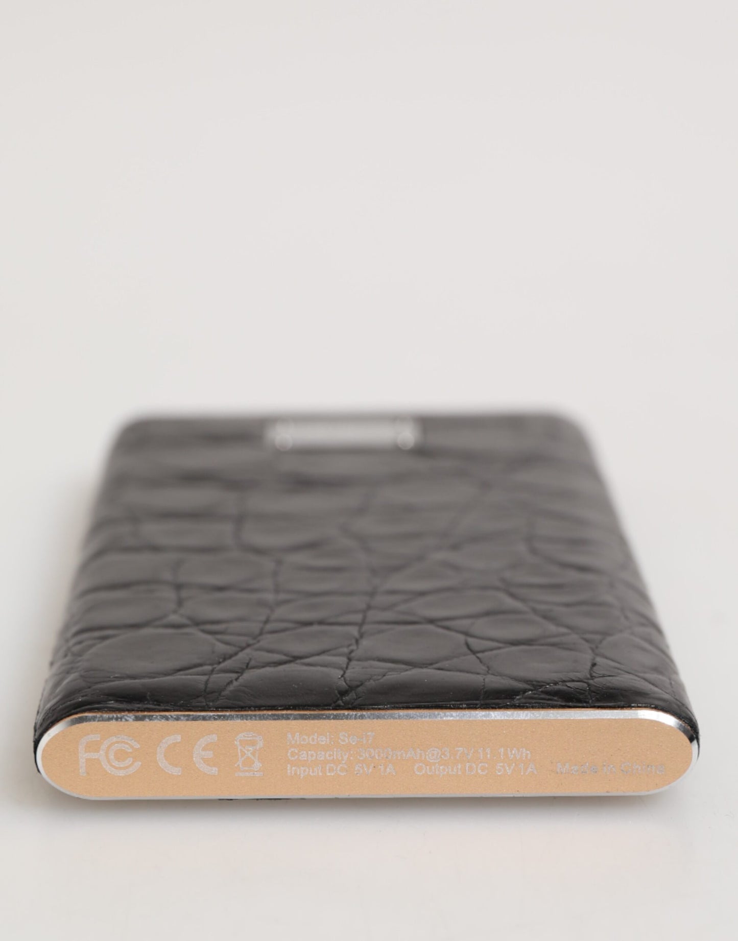 Dolce & Gabbana Schwarzes Leder Exotische Haut 3000mAh Power Bank Ladegerät USB