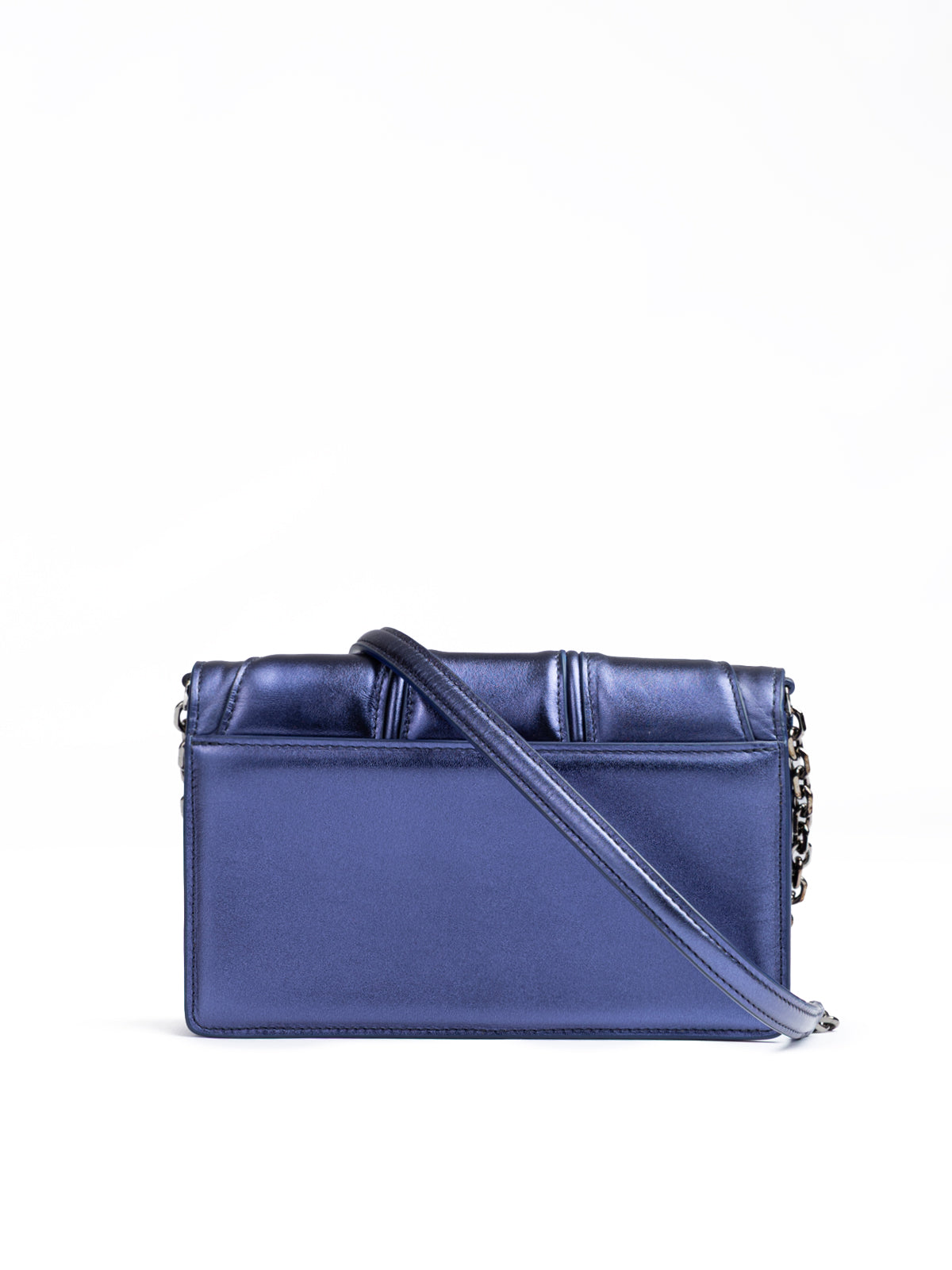 Ferrari Blaue GT-Lackleder-Tasche aus Metall mit Kette