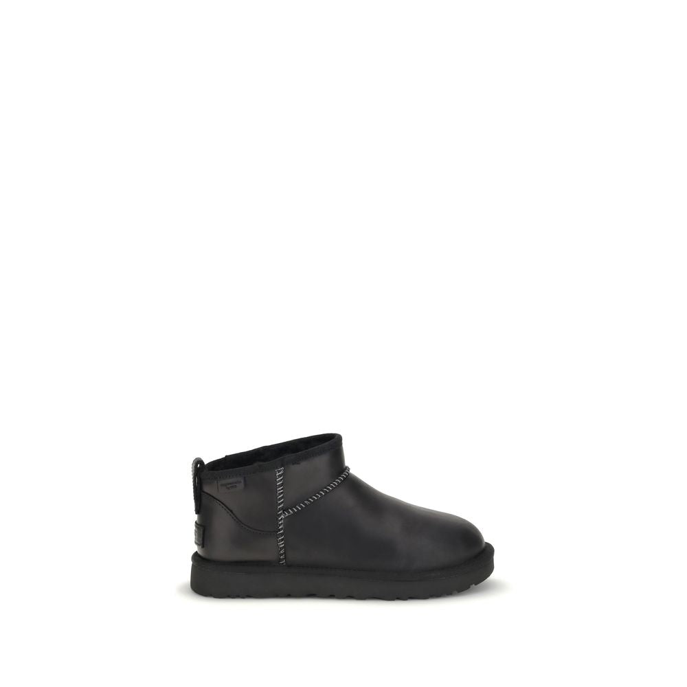 UGG Klassische Ultra Mini-Stiefeletten