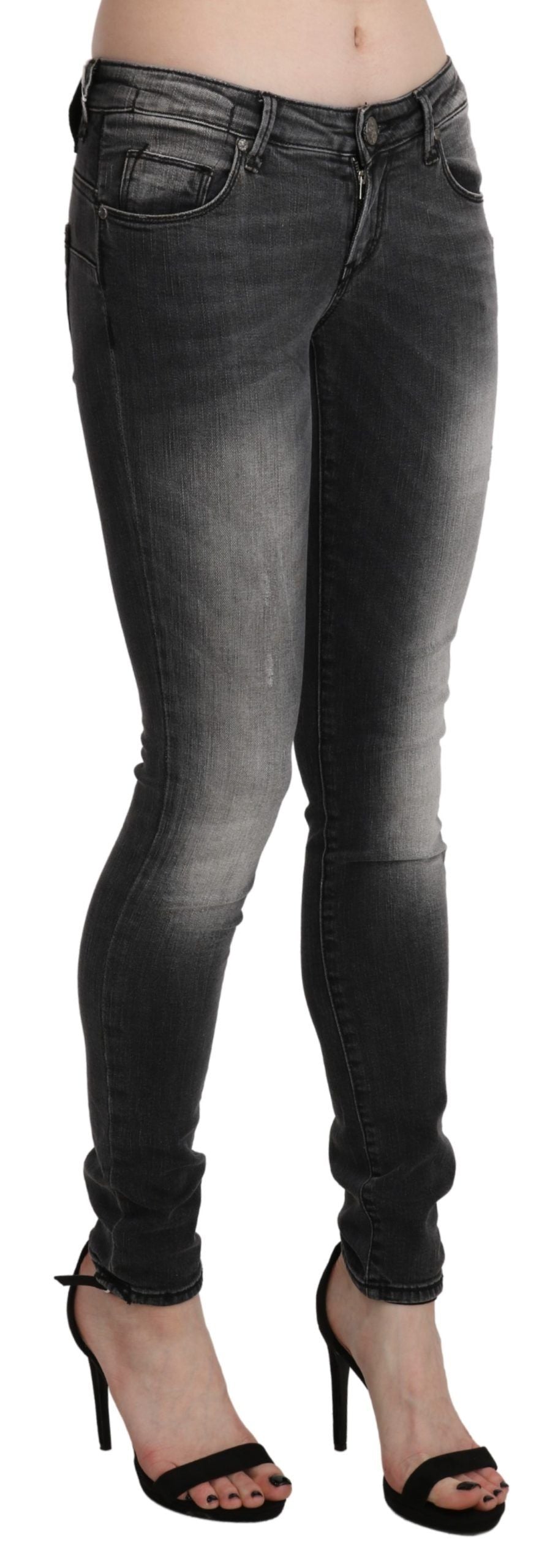 Acht Schwarz-grau gewaschene Skinny-Hosen-Jeans aus Baumwolle