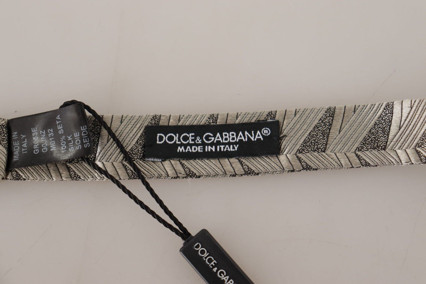 Dolce & Gabbana Graue 100% Seide Verstellbare Hals Papillon Fliege