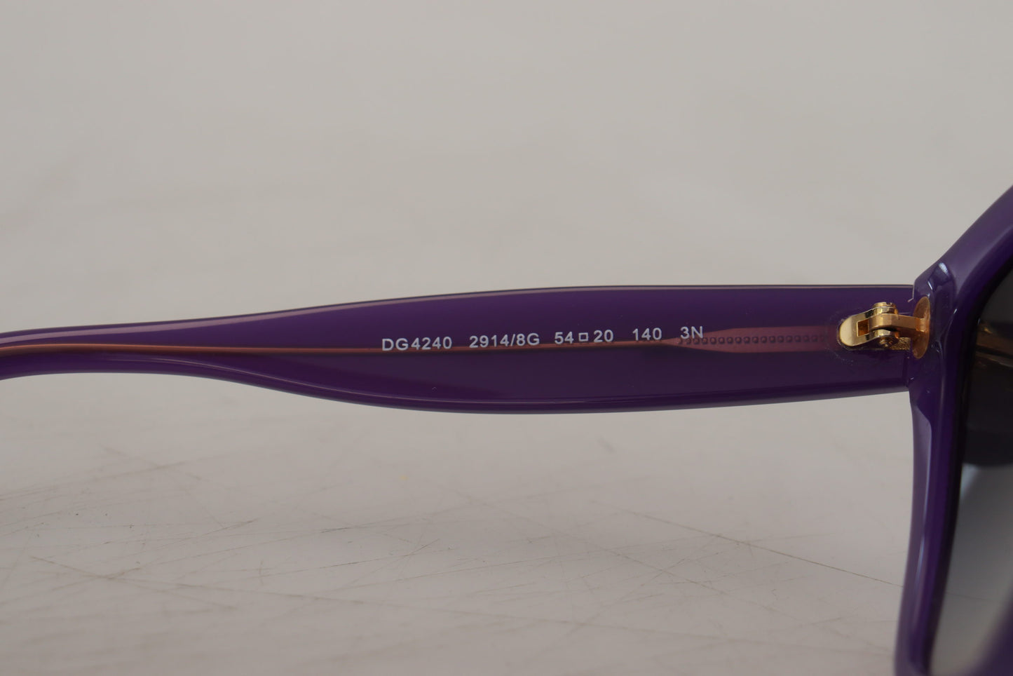 Dolce & Gabbana Violette Acetat-Sonnenbrille mit vollem Rand DG4240