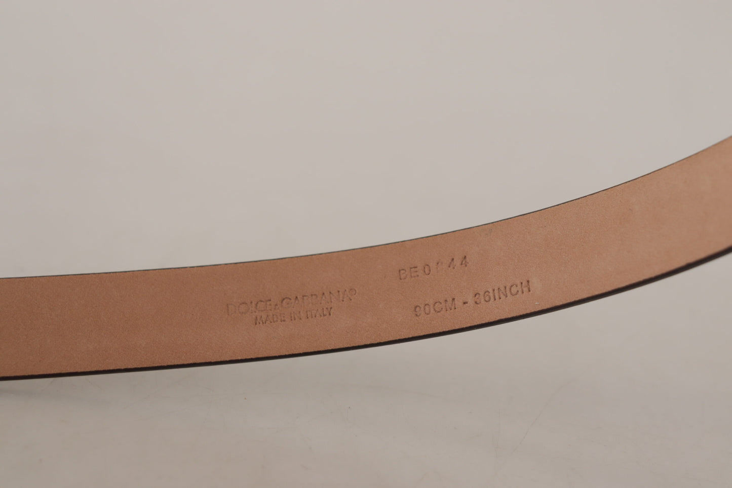 Dolce & Gabbana Schwarzer Lackleder-Logo-Metall-Gürtel mit Taillenschnalle