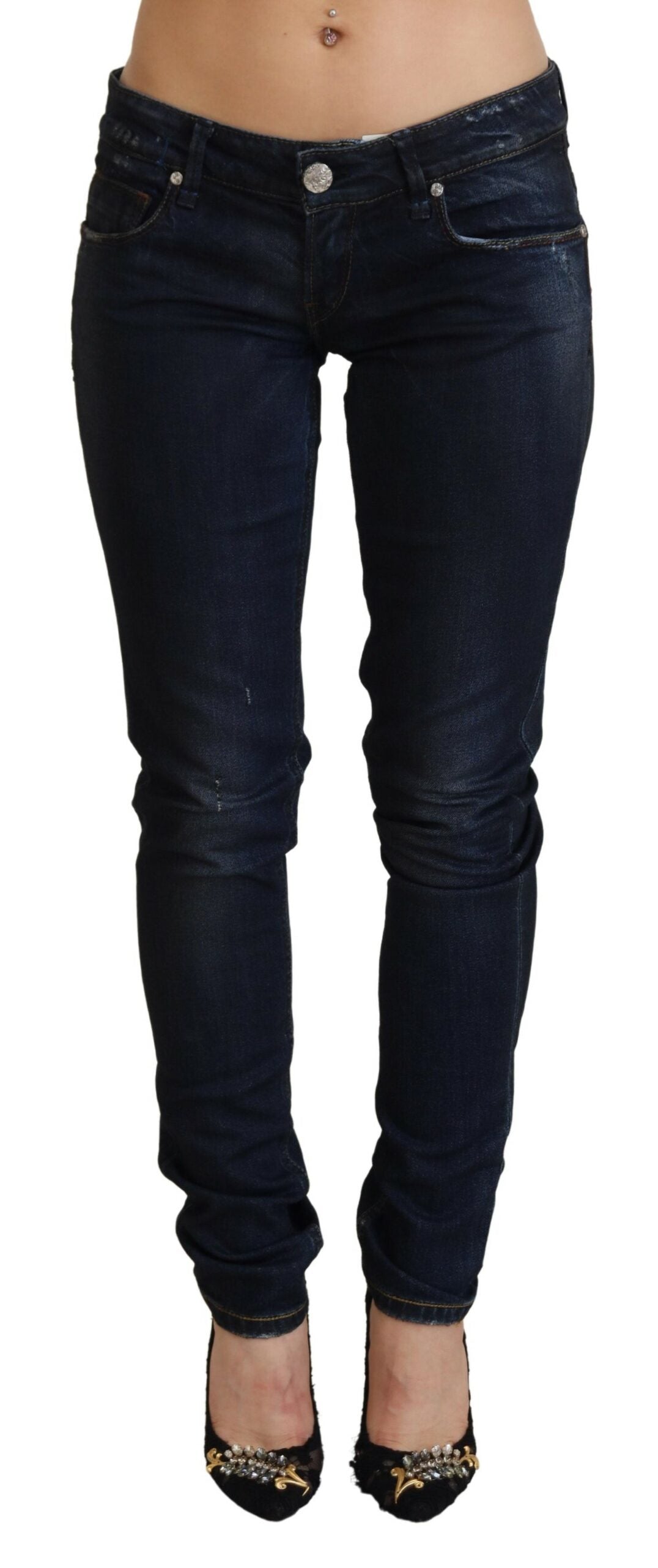 Acht Blaue Low Waist Slim Fit Damen Denim Jeans